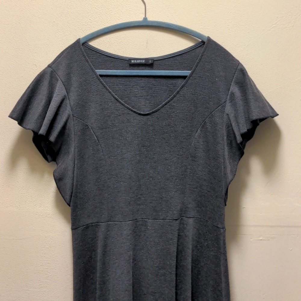 🍀 3/$9 Flutter Sleeve Fit & Flare Dress